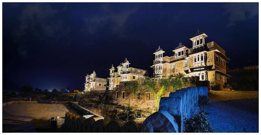 Hotel The Amargarh Udaipur Exterior foto