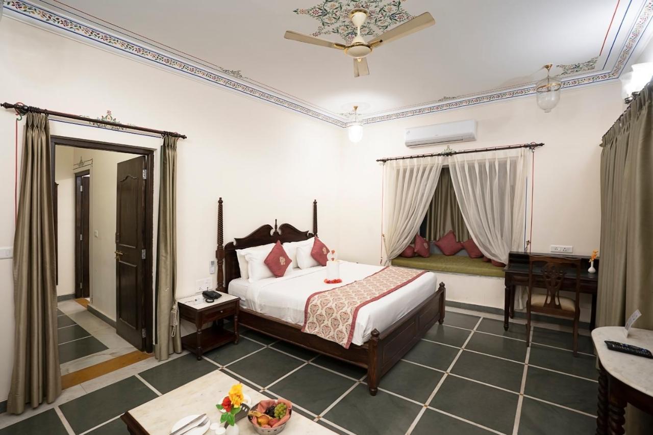 Hotel The Amargarh Udaipur Exterior foto